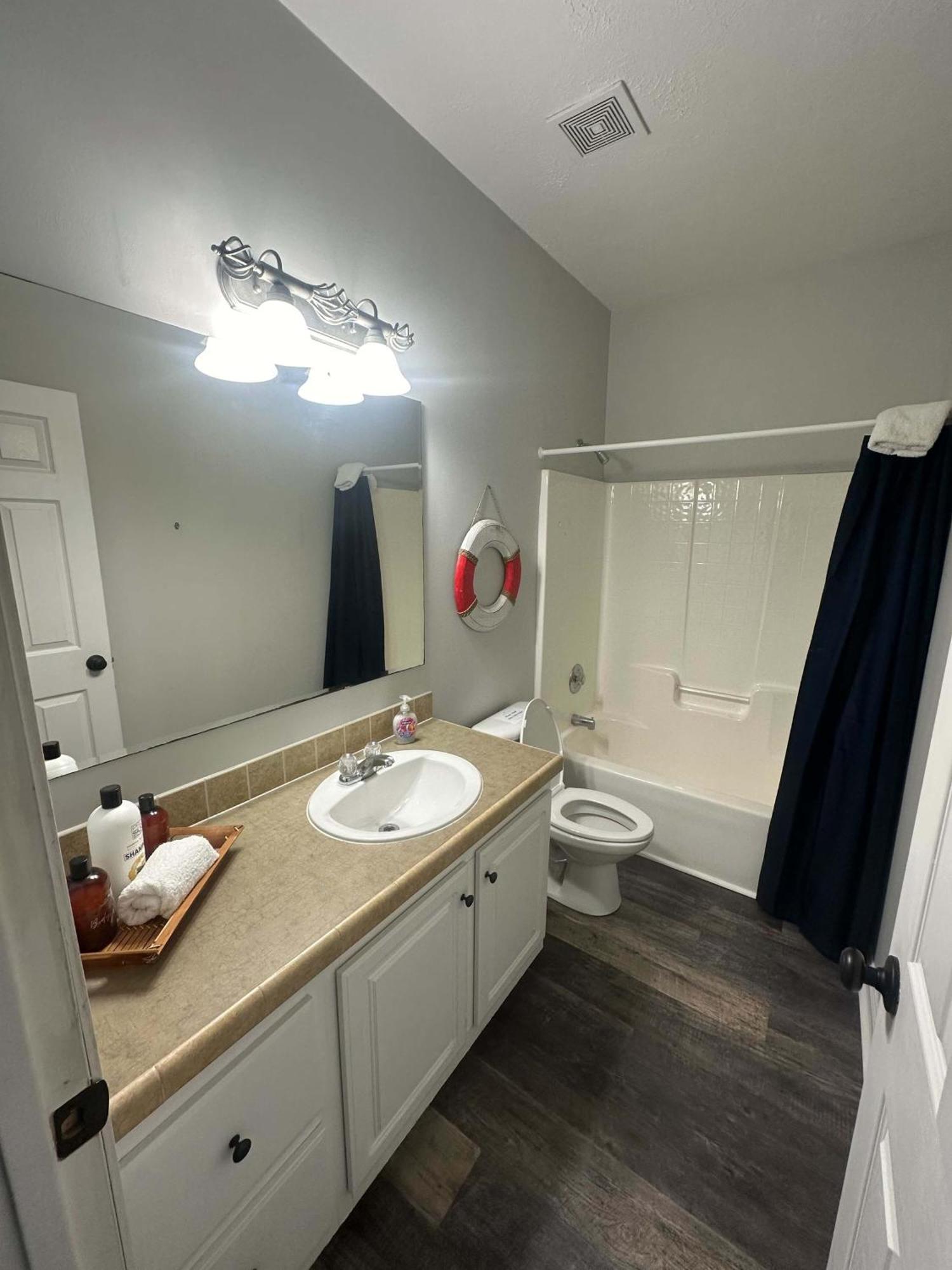 Cam'S Coastal Cottage- Nas Pensacola, Close To Beach Buitenkant foto